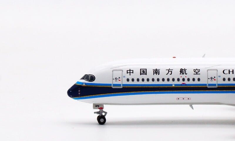 China Southern Airlines / Airbus A350-941 / B-30F9 / AV4127 / 1:400