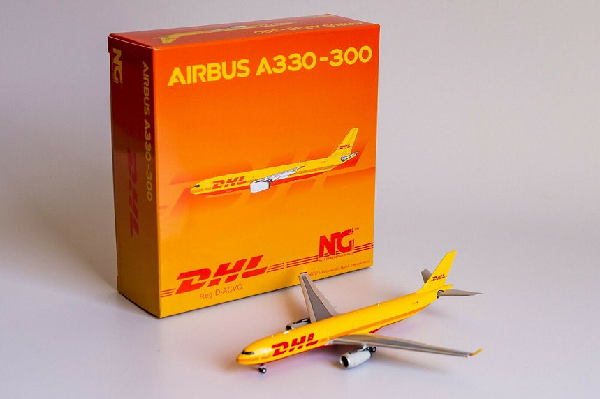 DHL / Airbus A330-300P2F / D-ACVG / 62031 / 1:400 elaviadormodels