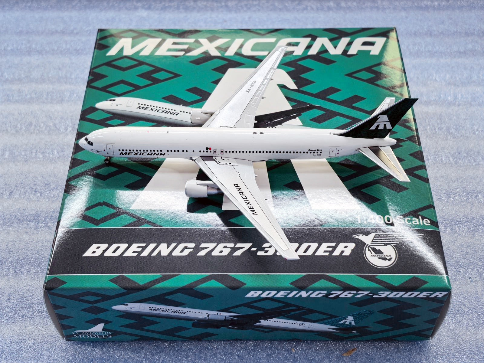 Mexicana / Boeing 767-300 / EAV400-MXB / XA-MXB / 1:400