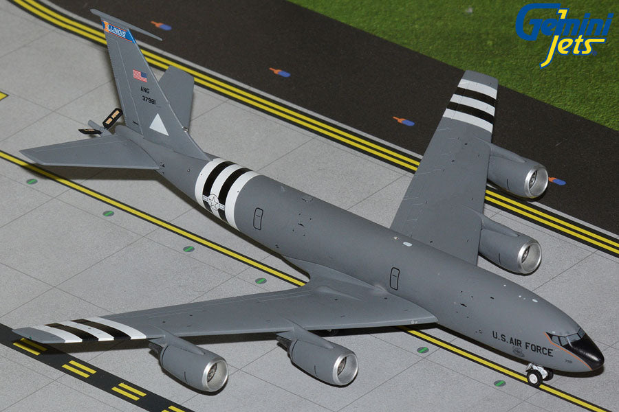U.S. Air Force / Boeing KC-135R Stratotanker / 63-7981 / G2AFO1442 / 1:200