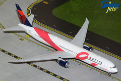 Delta Air Lines ("BCRF" Red Ribbon Livery) / Boeing 767-400ER (Flaps Up) / N845MH / G2DAL1446 / 1:200 elaviadormodels