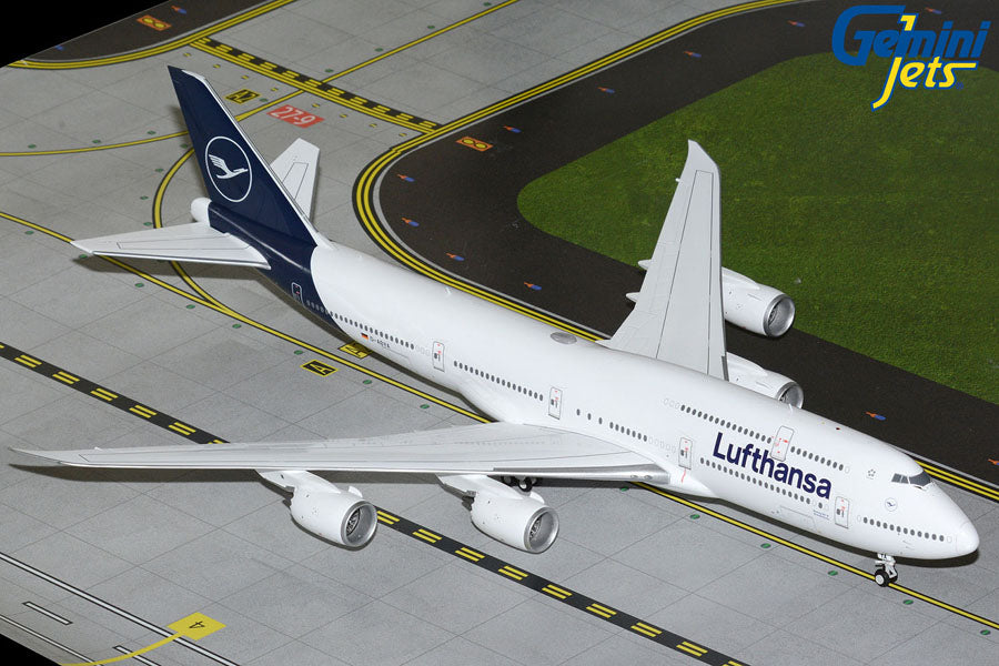 Lufthansa / Boeing 747-8 / D-ABYA / G2DLH1242 / 1:200