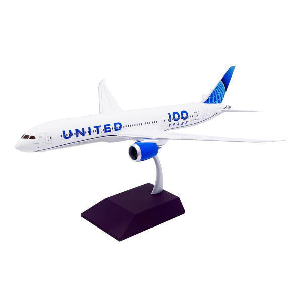United Airlines (100 Years Livery) / Boeing 787-9 Dreamliner (Flaps Down) / N61101 / G2UAL1258F / 1:200