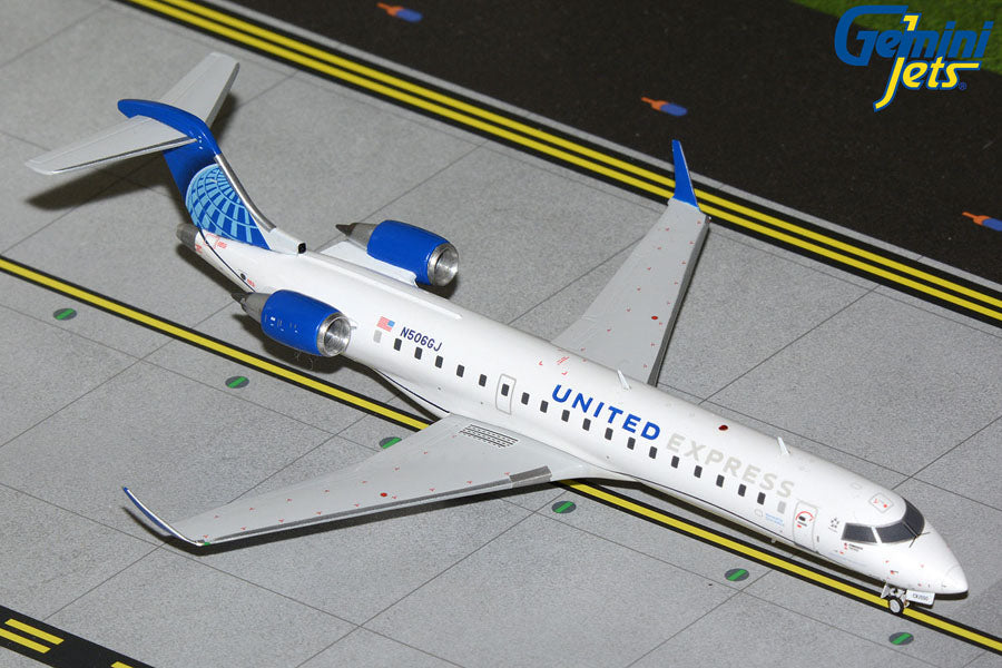 United Express / CRJ550 / N506GJ / G2UAL1405 / elaviadormodels