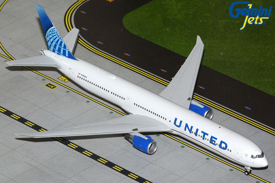United Airlines / Boeing 767-400ER / N76064 / G2UAL1445 / 1:200