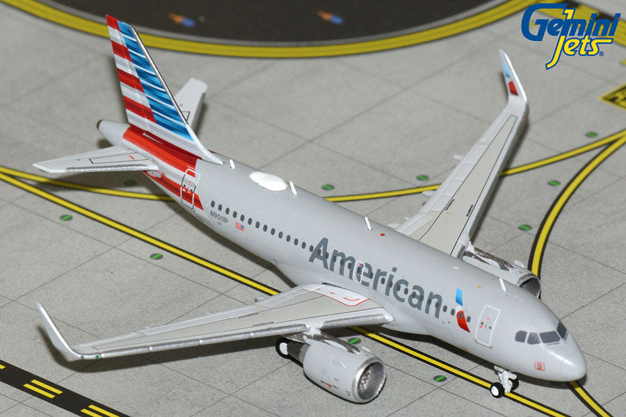 American Airlines / Airbus A319 / N9011P / GJAAL2360 / 1:400 elaviadormodels