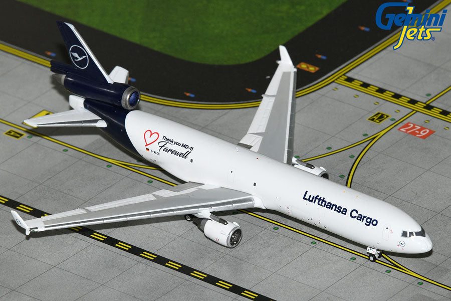 Lufthansa Cargo / MD-11F / D-ALCC / GJDLH2072 / 1:400 elaviadormodels