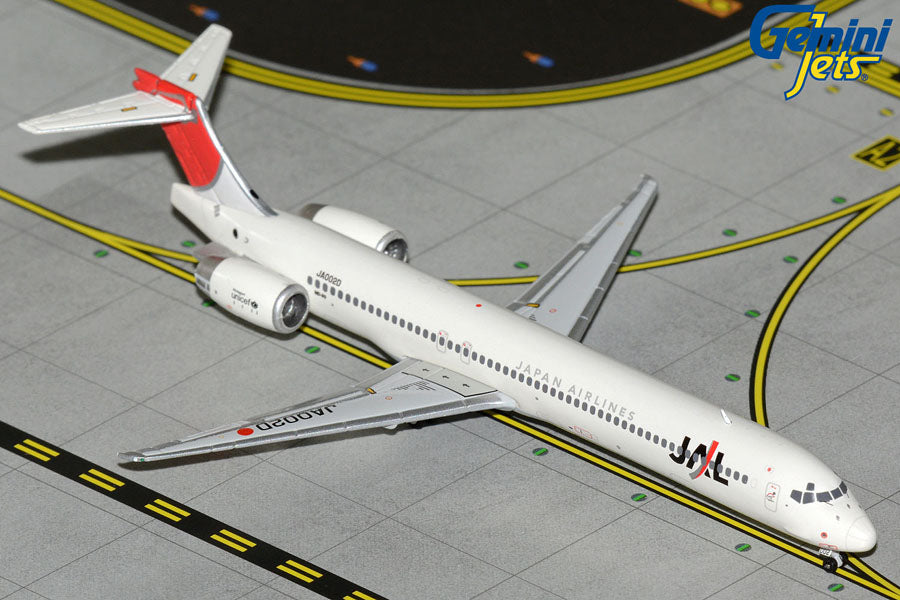Japan Air Lines / McDonnell Douglas MD-90 / JA002D / GJJAL1719 / 1:400
