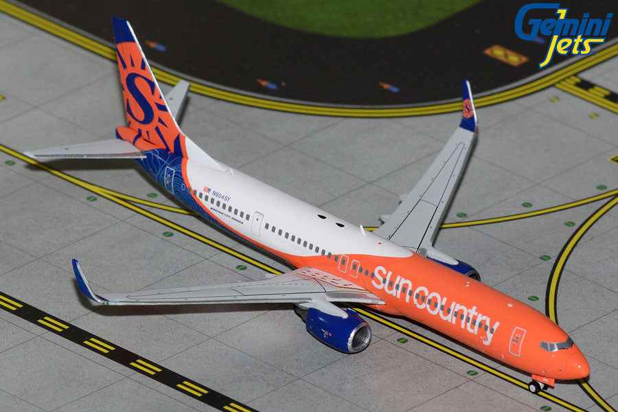 Sun Country Airlines / Boeing 737-900ER / N904SY / GJSCX2407 / 1:400