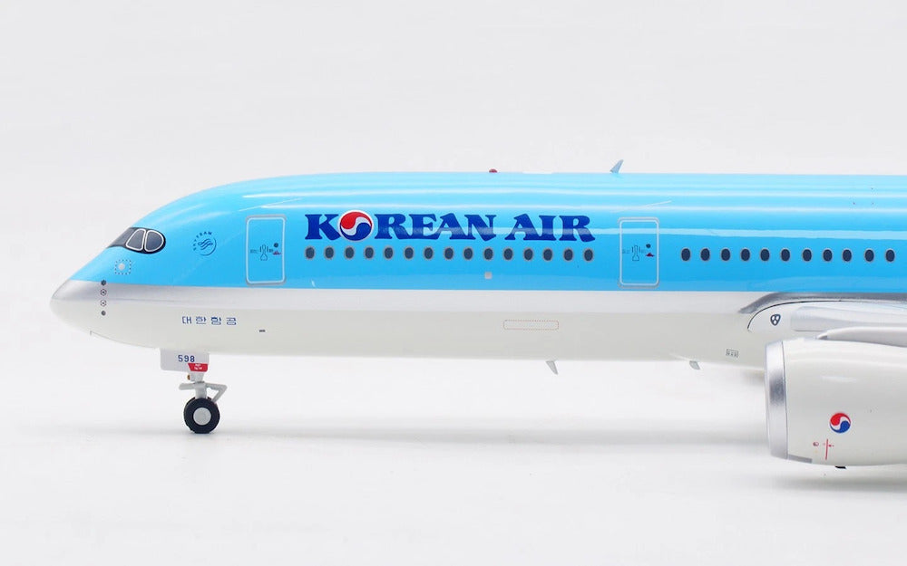 Korean Air / Airbus A350-900 / HL8598 / HL-A350-8598 / elaviadormodels
