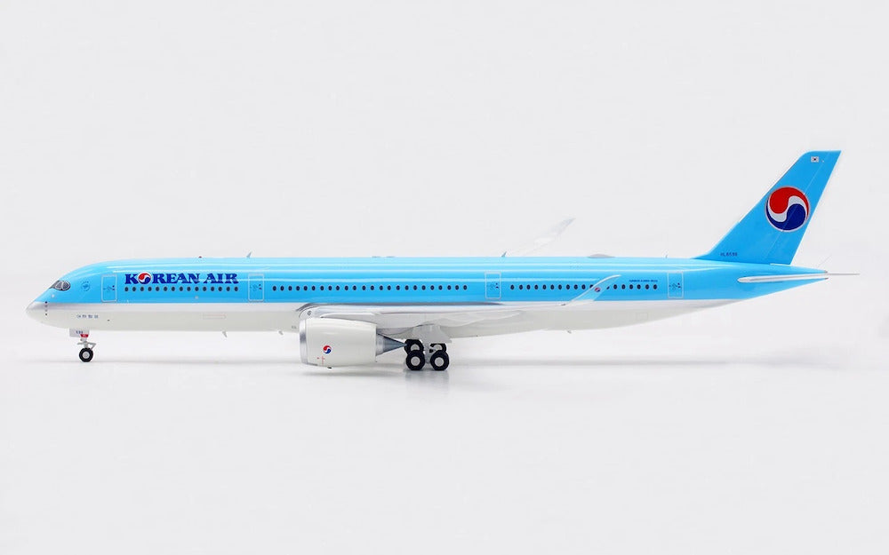 Korean Air / Airbus A350-900 / HL8598 / HL-A350-8598 / elaviadormodels