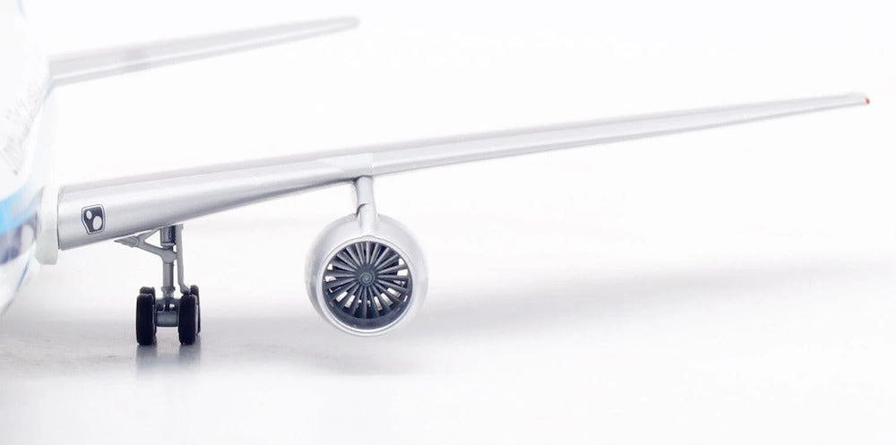 Lockheed (Court Line) / Lockheed L-1011-385-1 TriStar 1 / N305EA / IF1011EA0124P / 1:200 elaviadormodels