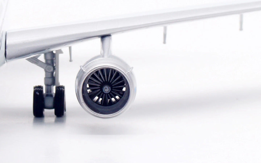 Wardair Canada / McDonnell Douglas DC-10-30 / C-GXRB / IF103WD0825P /  elaviadormodels