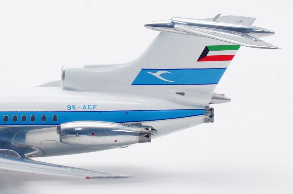 Kuwait Airways /  Hawker Siddeley HS-121 Trident / 9K-ACF / IF121EKU0923P / 1:200 elaviadormodels