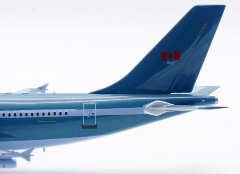 Canada - Air Force / Airbus CC-150 Polaris (A310-304(F)) / 15004 / IF310RCAF04 / 1:200 elaviadormodels