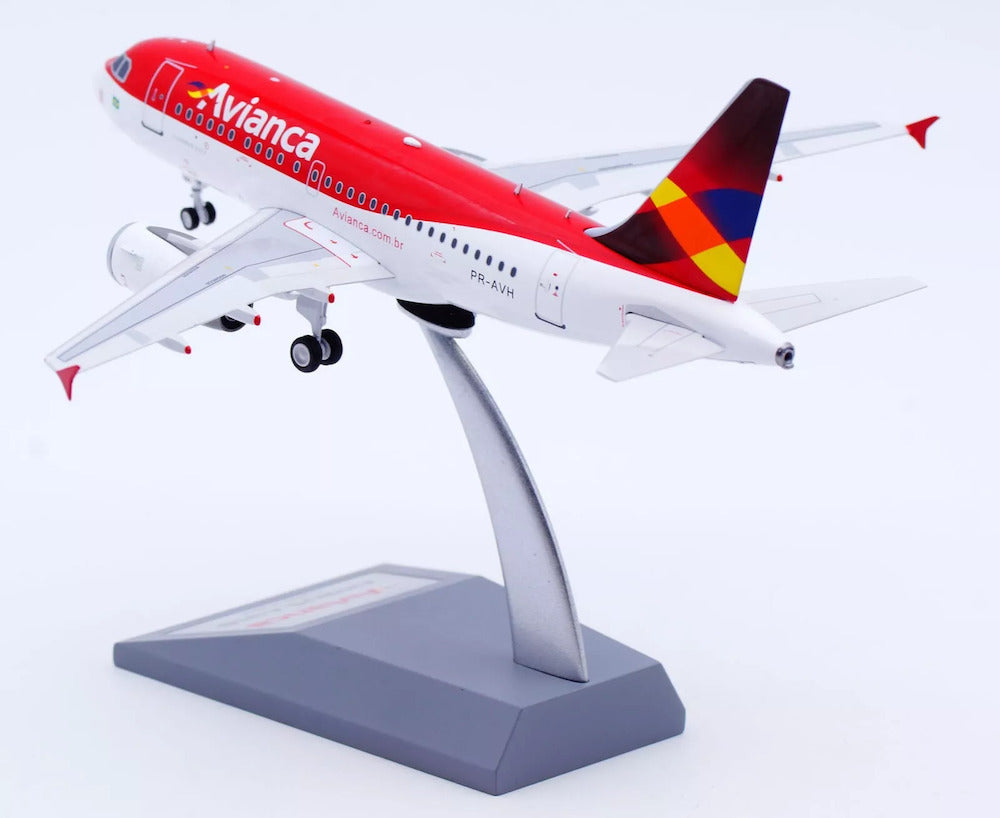 Avianca Brasil / Airbus A318 / PR-AVH / IF318AV1124 / elaviadormodels
