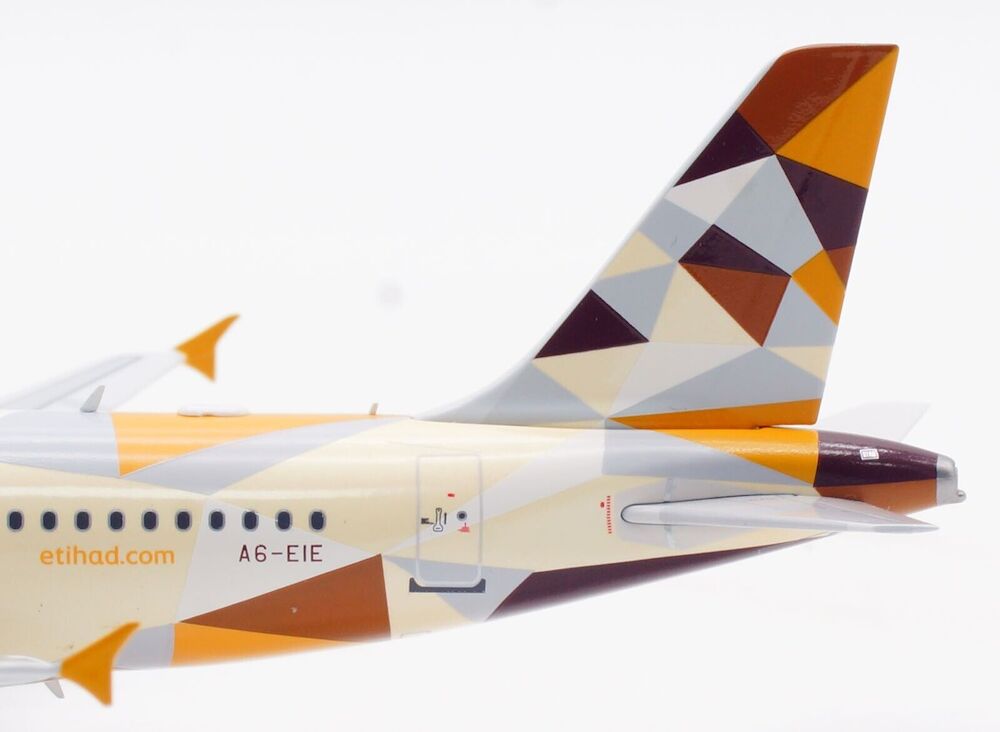 Etihad / Airbus A319 / A6-EIE / IF319EY0923 / elaviadormodels