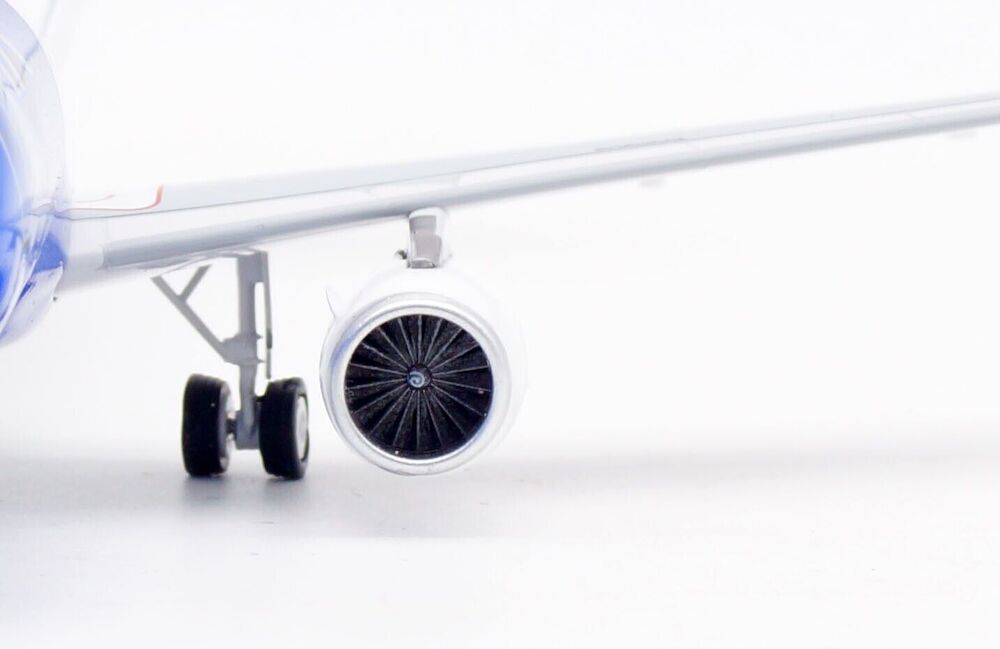 ITA / Airbus A320-200 / EI-DTG / IF320AZ0523 / 1:200 elaviadormodels