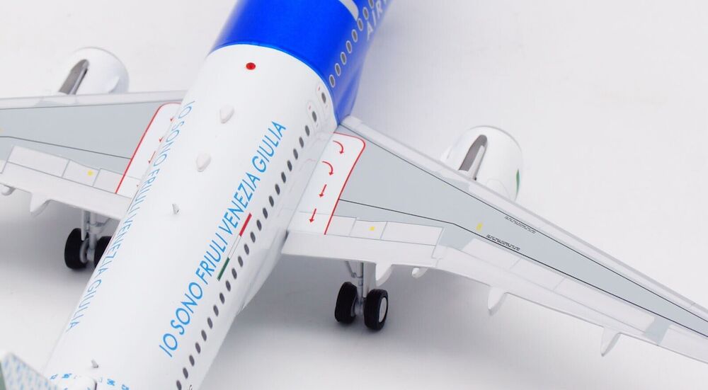 ITA / Airbus A320-200 / EI-DTG / IF320AZ0523 / 1:200 elaviadormodels