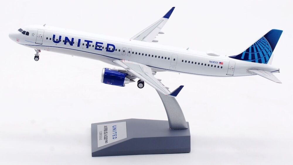United Airlines / Airbus A321-271NX / N44501 / IF321UA0823 / 1:200 elaviadormodels