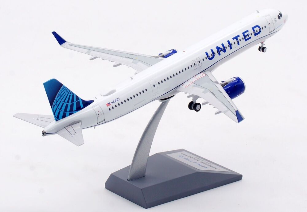 United Airlines / Airbus A321-271NX / N44501 / IF321UA0823 / 1:200 elaviadormodels