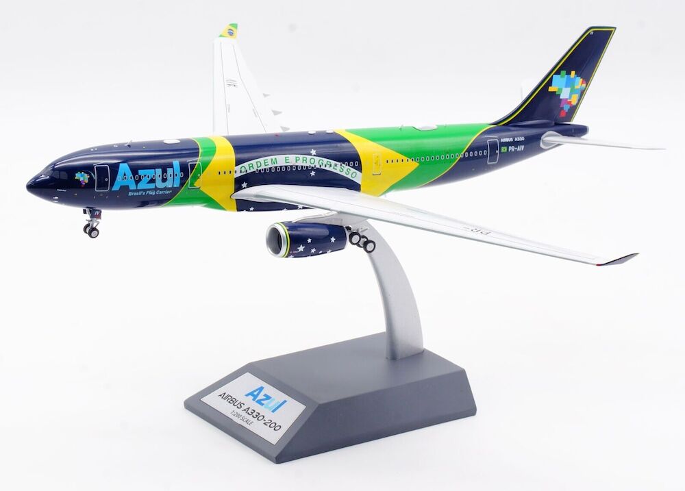 Azul - Linhas Aereas Brasileiras / Airbus A330-200 / PR-AIV / IF332AD0523 / 1:200 elaviadormodels
