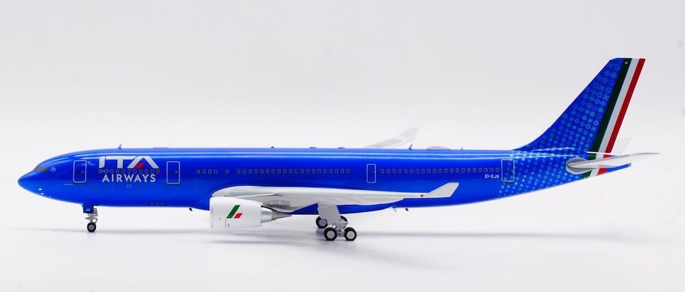 ITA Airways / Airbus A330-200 / EI-EJG / IF332AZ0423 / 1:200 elaviadormodels