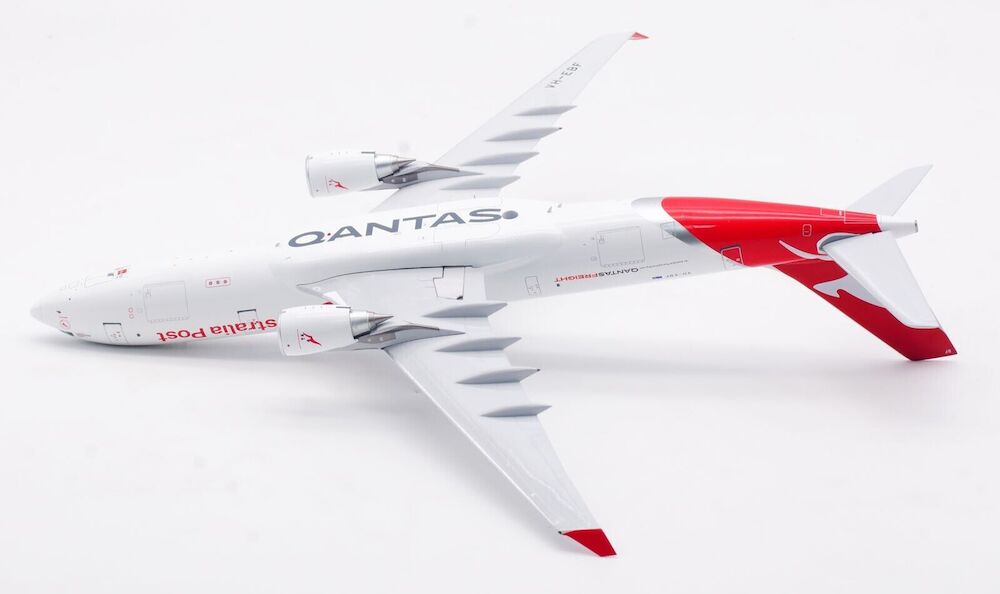 Qantas Freight (Australia Post) / Airbus A330-200 (P2F) / VH-EBF / IF332QF0124 / elaviadormodels