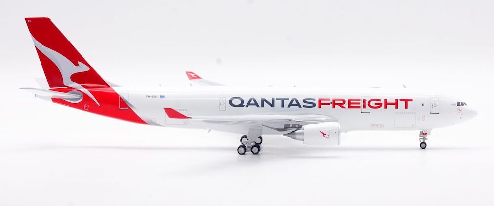 Qantas Freight / Airbus A330-200 / VH-EBE / IF332QF0224 / elaviadormodels