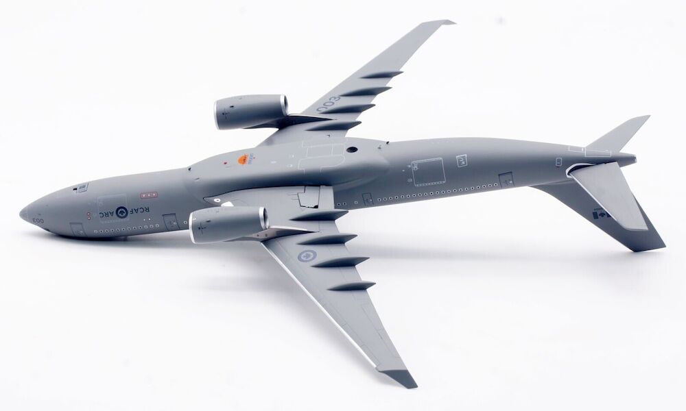 Canada - Air Force / Airbus CC-330 Husky (A330-200) / 330003 / IF332RCAF02 / elaviadormodels