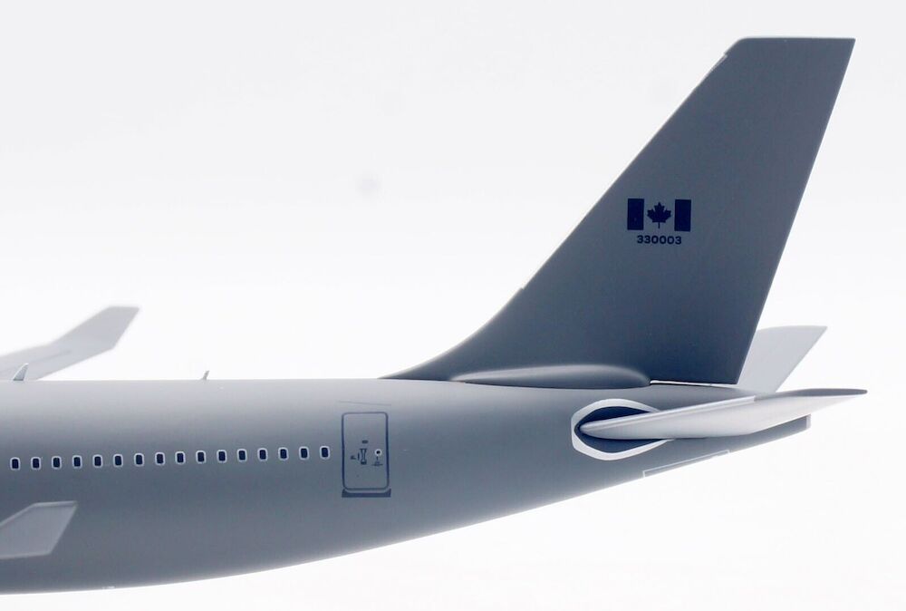 Canada - Air Force / Airbus CC-330 Husky (A330-200) / 330003 / IF332RCAF02 / elaviadormodels