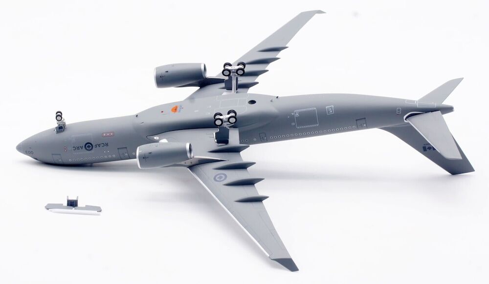 Canada - Air Force / Airbus CC-330 Husky (A330-200) / 330003 / IF332RCAF02 / elaviadormodels