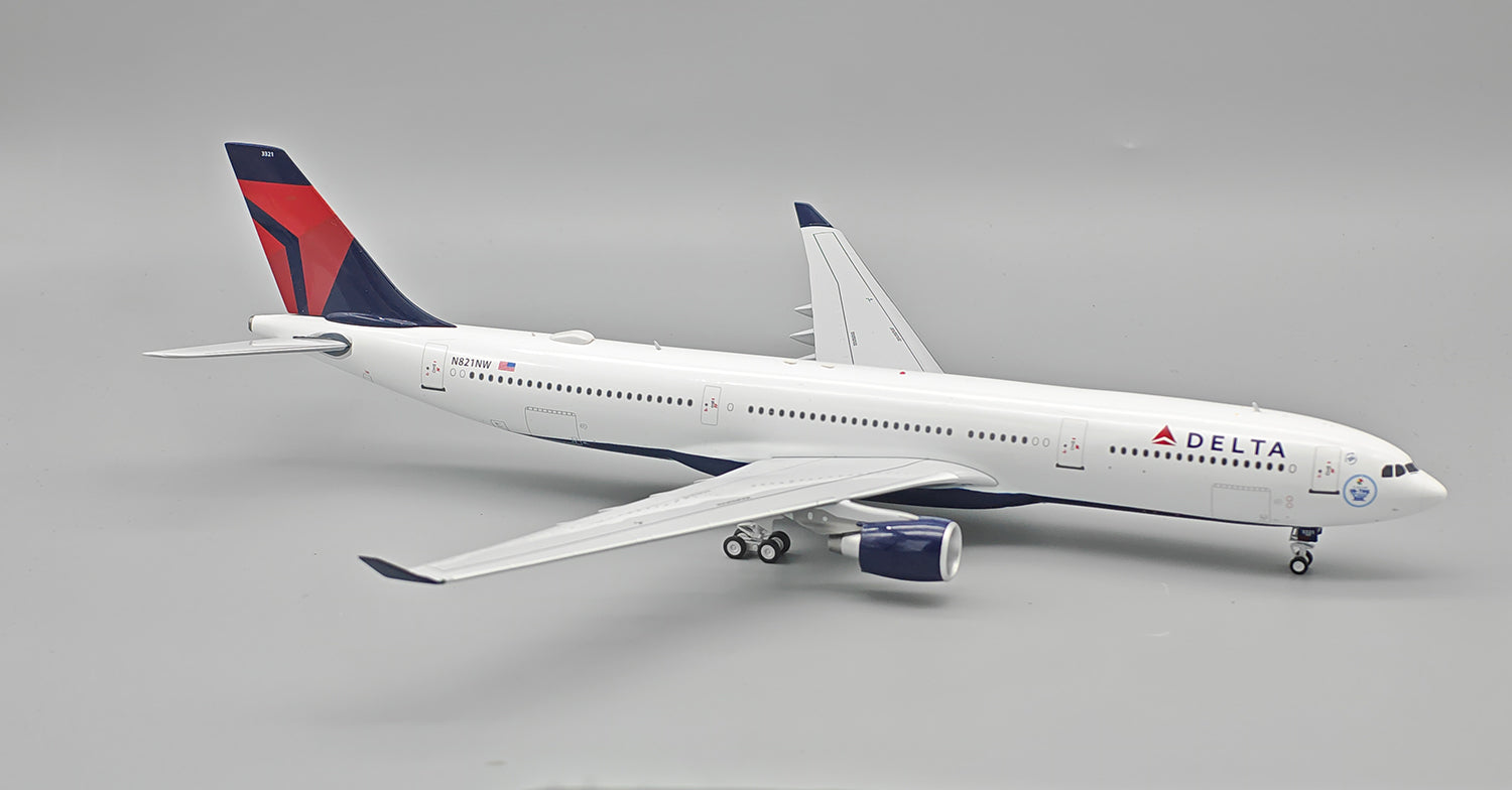 Delta Airlines / Airbus A330-300 / N821NW / IF333DL0825 / 1:200