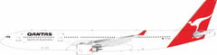 Qantas / Airbus A330-300 / VH-QPB / IF333QF1025 / 1:200 elaviadormodels