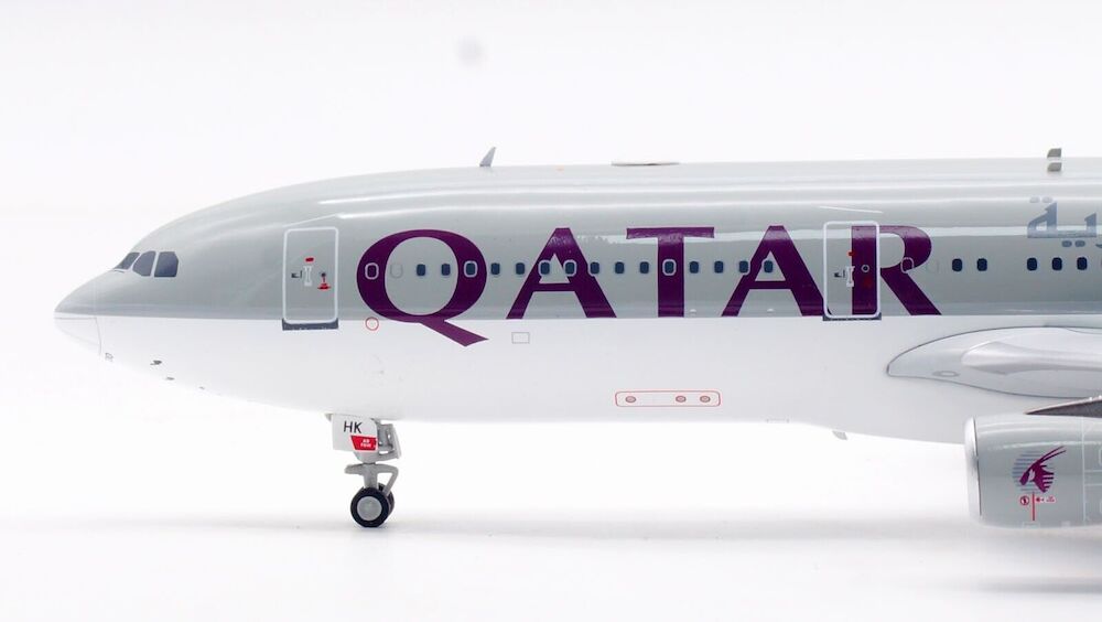 Qatar Airways / Airbus A340-200 / A7-HHK / IF342QT0124 / elaviadormodels