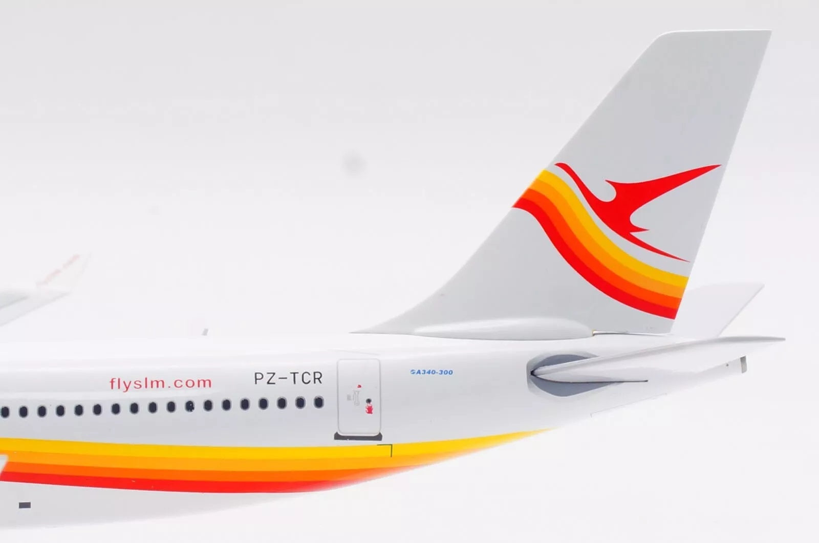 Surinam Airways / Airbus A340-313 / PZ-TCR / IF343PY0224 / 1:200 elaviadormodels