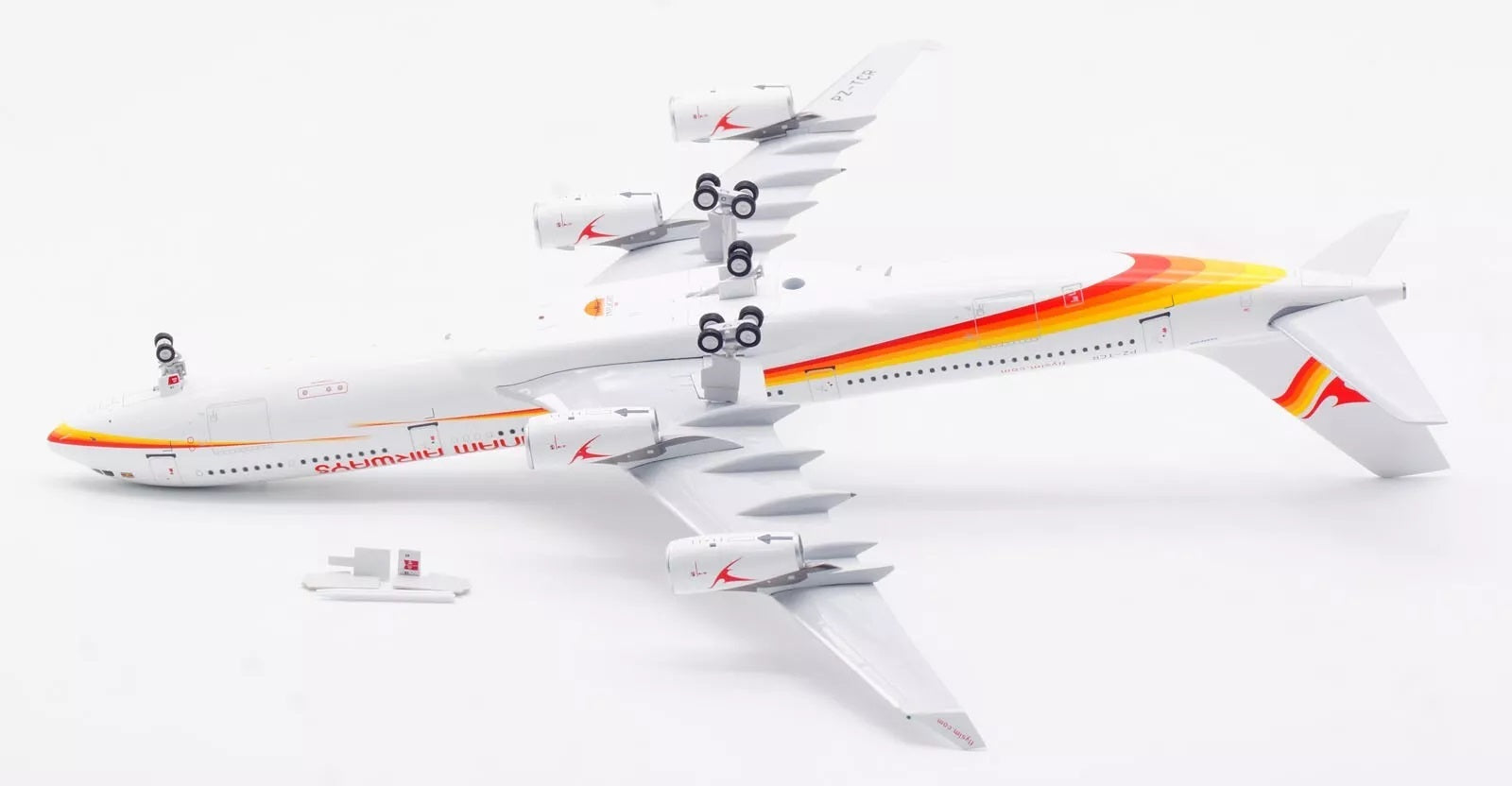 Surinam Airways / Airbus A340-313 / PZ-TCR / IF343PY0224 / 1:200 elaviadormodels