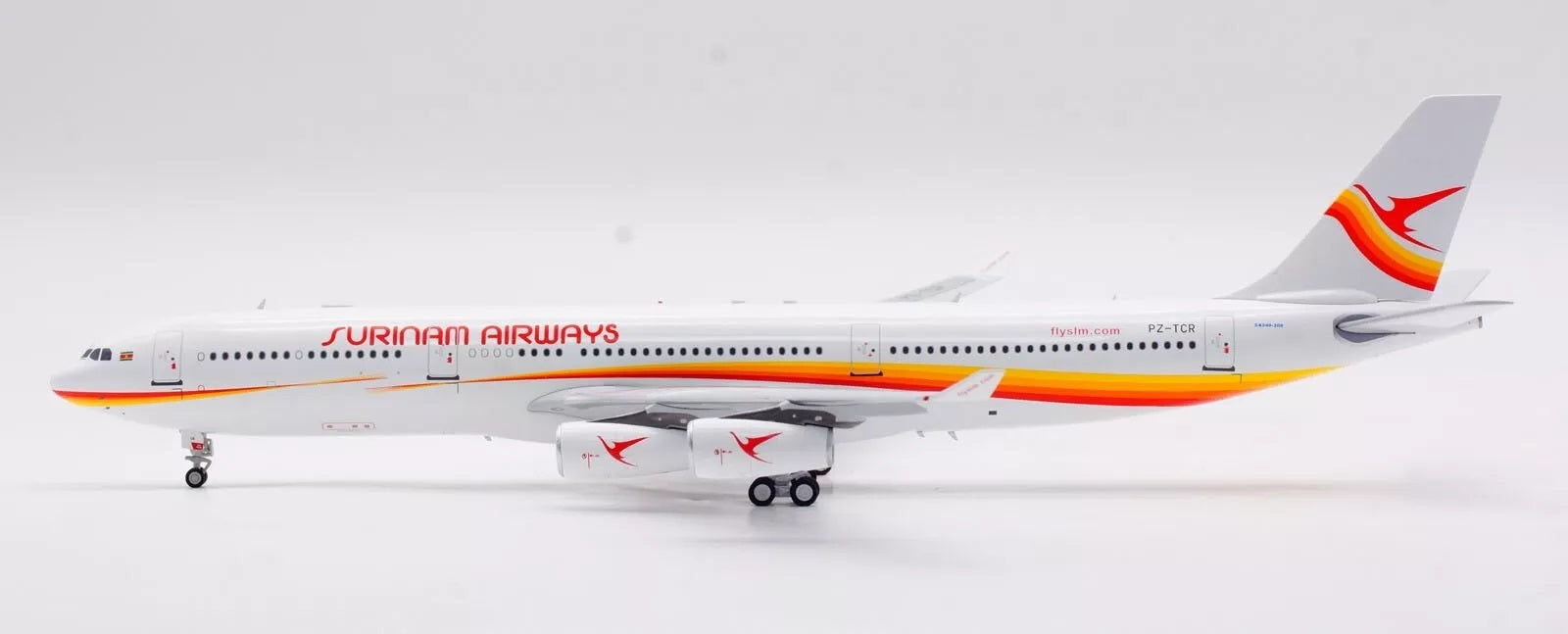 Surinam Airways / Airbus A340-313 / PZ-TCR / IF343PY0224 / 1:200 elaviadormodels