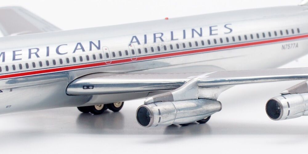 American Airlines / Boeing B707-100 / N7577A / IF701AA1221P / 1:200 elaviadormodels