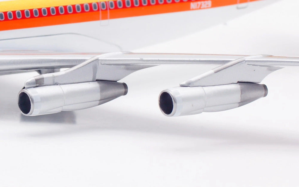 Continental Airlines/ Boeing B707-300 / N17329 / IF707CO0325 / 1:200 elaviadormodels