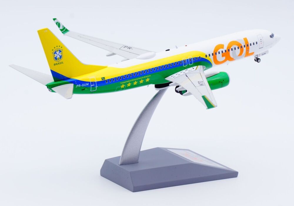 Gol Transportes Aereos / B737-800 / PR-GUM / IF738G30524 / elaviadormodels