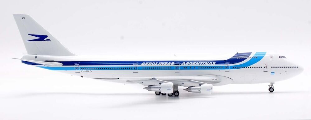 Aerolineas Argentinas / Boeing 747-200 / LV-MLO / IF742LV1224/ 1:200