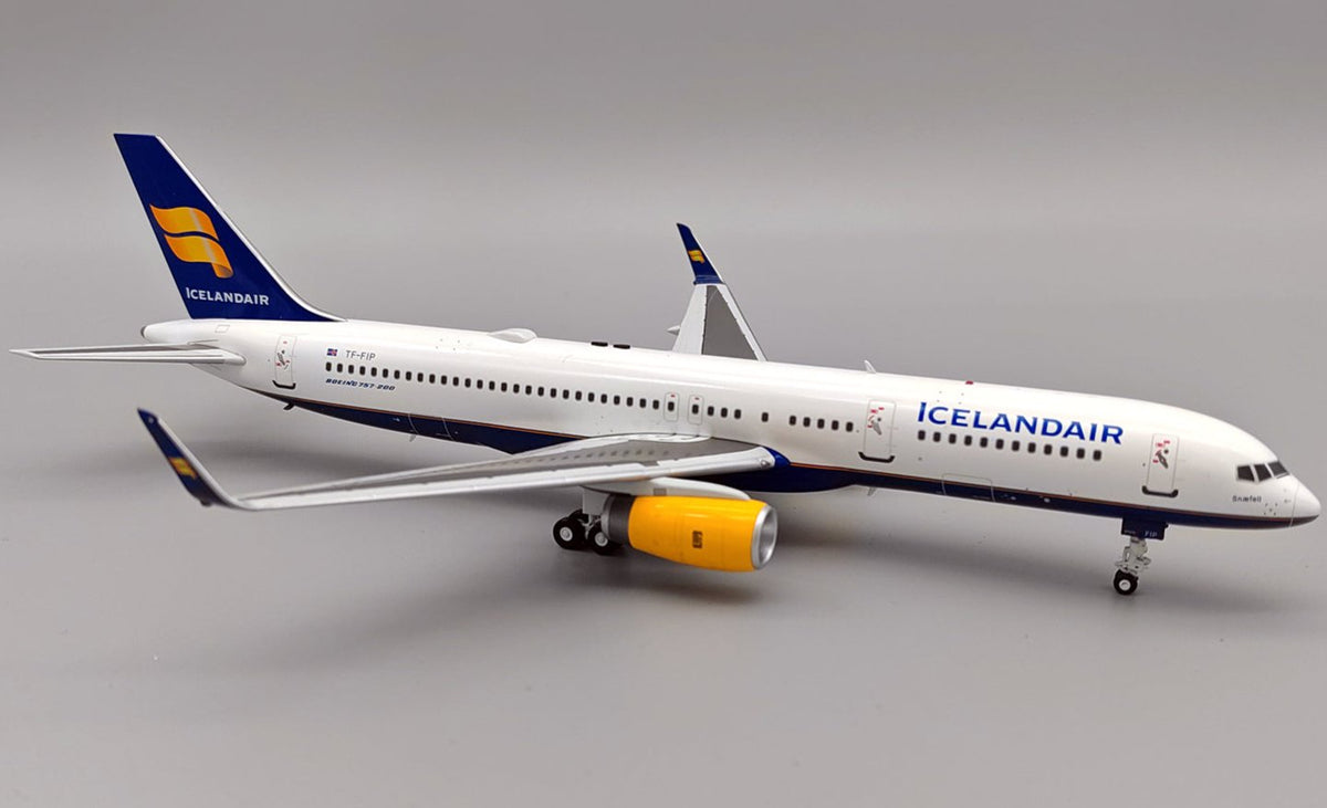 Icelandair / B757-200 / TF-FIP / IF752FI123 / elaviadormodels