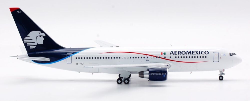 Hasegawa maquette avion 10853 Boeing 767-200 Démonstrateur 1/200 Hasegawa maquette avion 10853 Boeing 767-200 Démonstrateur 1/200