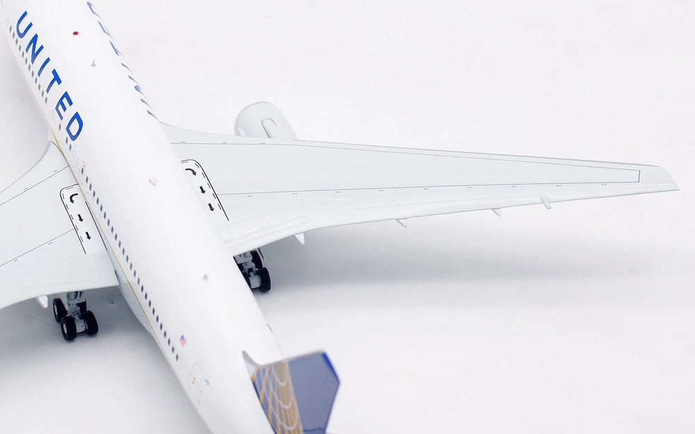 United Airlines / Boeing 767-200 / N73152 / IF762UA0525 / 1:200 elaviadormodels