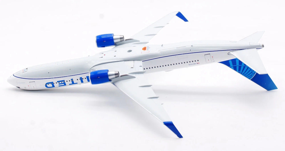 United Airlines / Boeing 767-300 / N671UA / IF763UA0425 / 1:200 elaviadormodels