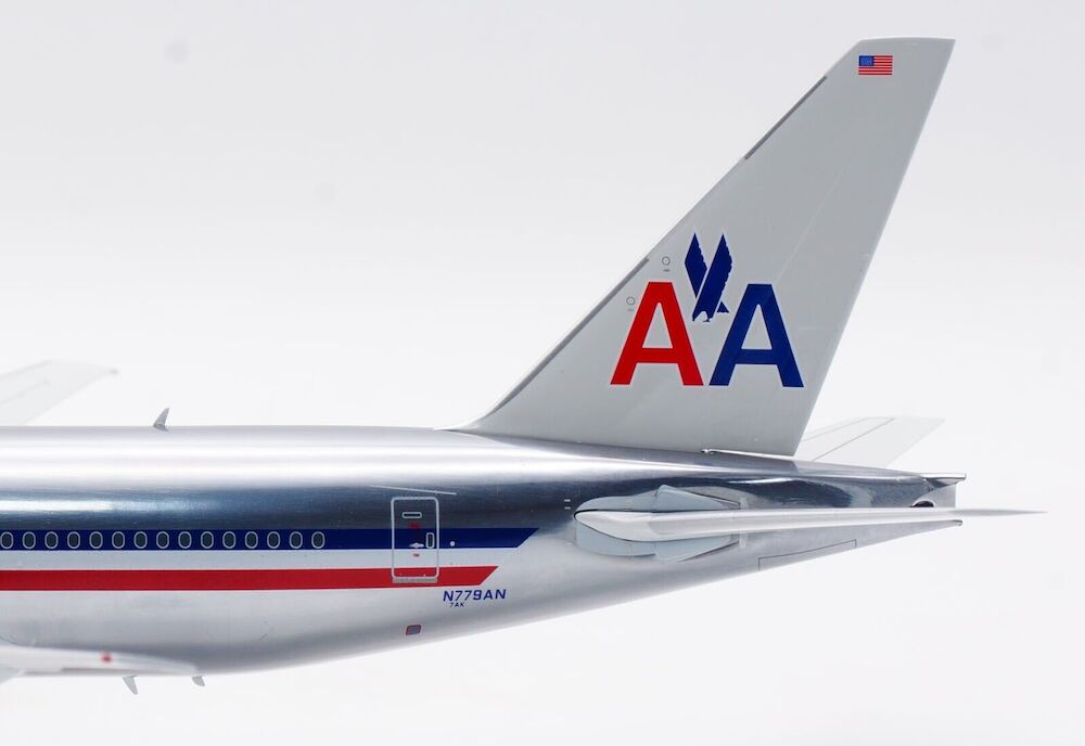 American Airlines / Boeing 777-200 / N779AN / IF772AA0922P / 1:200