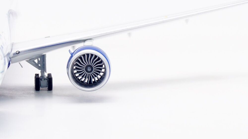 IndiGo / Boeing 777-300 / TC-LKE / IF7736E0824 / elaviadormodels