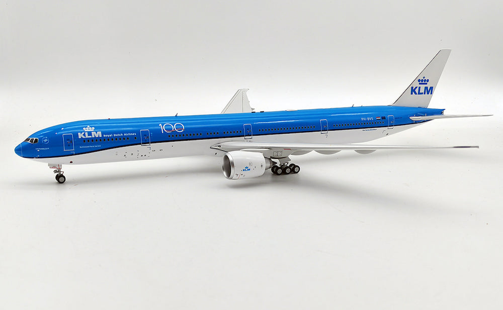 KLM - Royal Dutch Airlines / Boeing 777-300 / PH-BVS / IF773KL1224 / 1:200