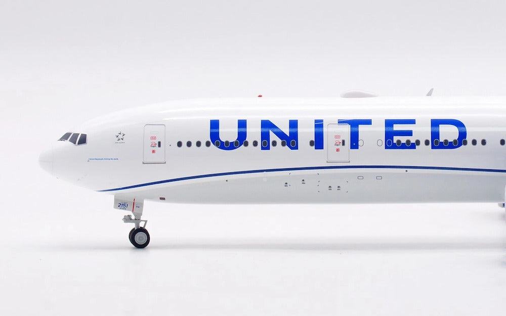 United Airlines / Boeing 777-300 / N2250U / IF773UA0725 / elaviadormodels